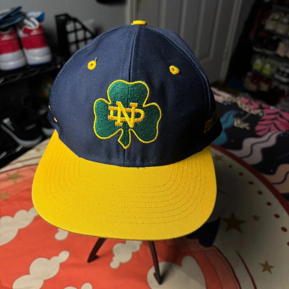Vintage Notre Dame Fighting Irish Snapback Hat Competitor Navy Cap 90s College